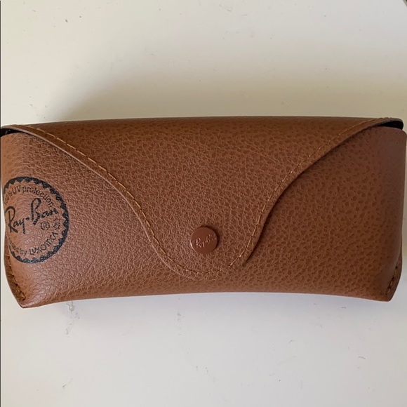 brown ray ban case